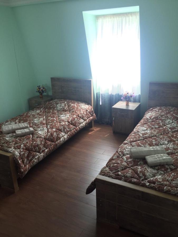 Mate Private Bathrooms Ушгули Екстериор снимка