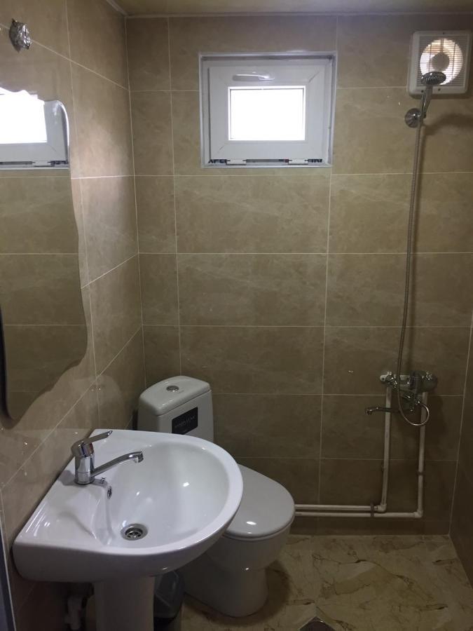 Mate Private Bathrooms Ушгули Екстериор снимка